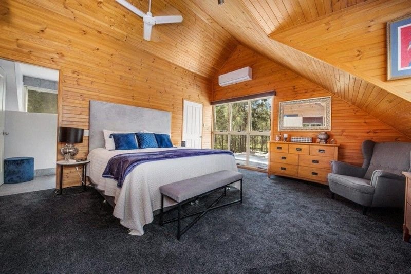 151 Messmate Drive MIRIAM VALE 9