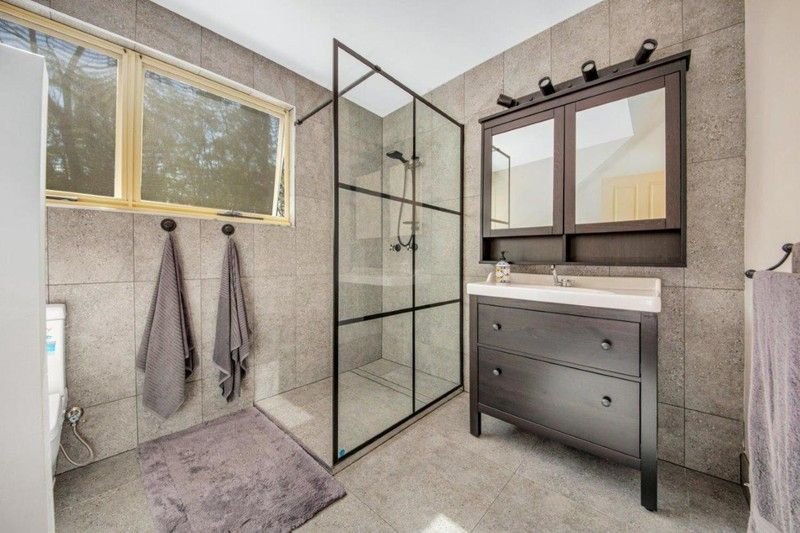 151 Messmate Drive MIRIAM VALE 11