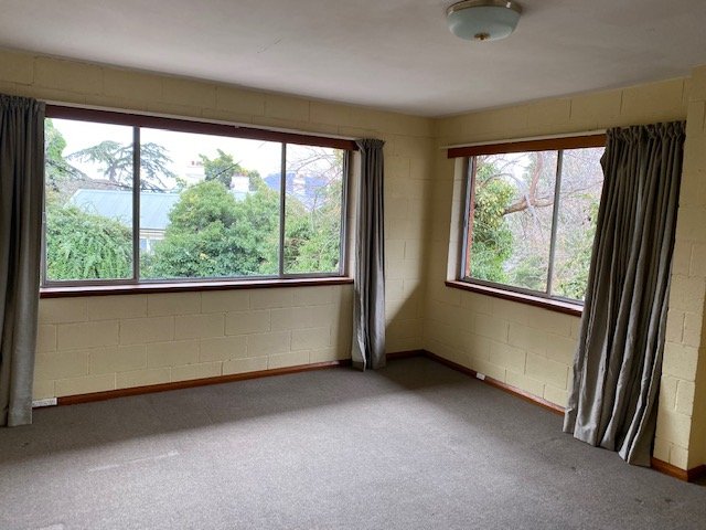 1/51 Montagu Street LENAH VALLEY 2