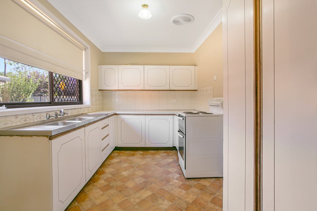 1/51 Rawson Avenue TAMWORTH 6