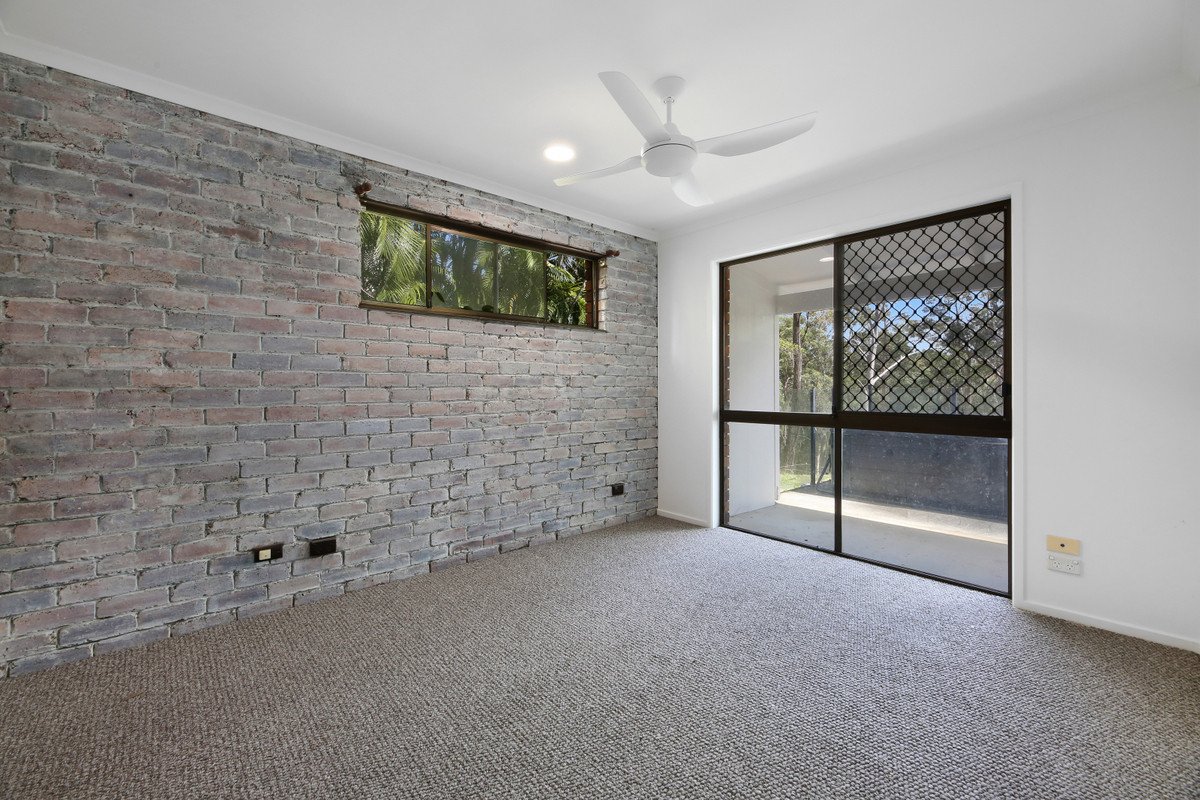 151 Simpsons Road Elanora 18