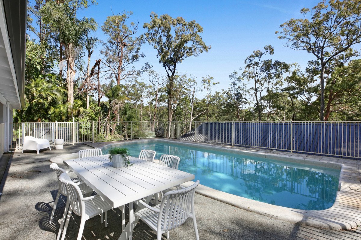 151 Simpsons Road Elanora 19