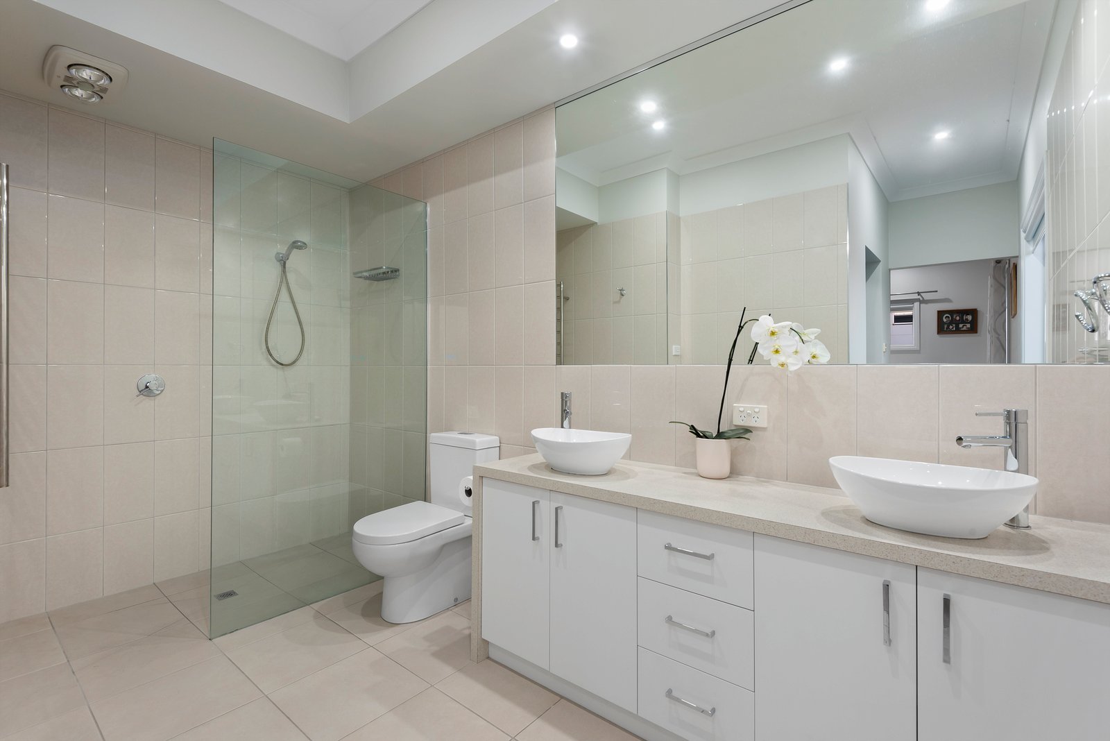 Real Estate and Property in 151 The Parade, Ocean Grove, VIC