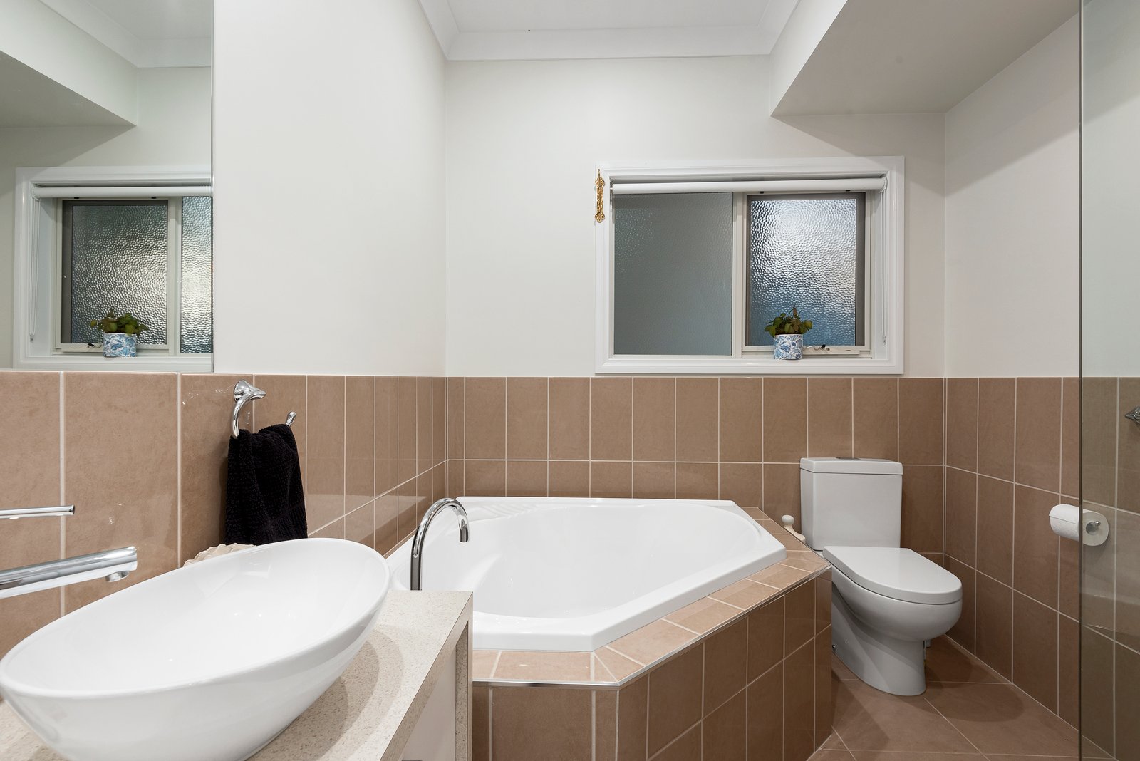 Real Estate and Property in 151 The Parade, Ocean Grove, VIC