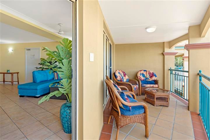 15/10 Golden Orchid Drive AIRLIE BEACH 3