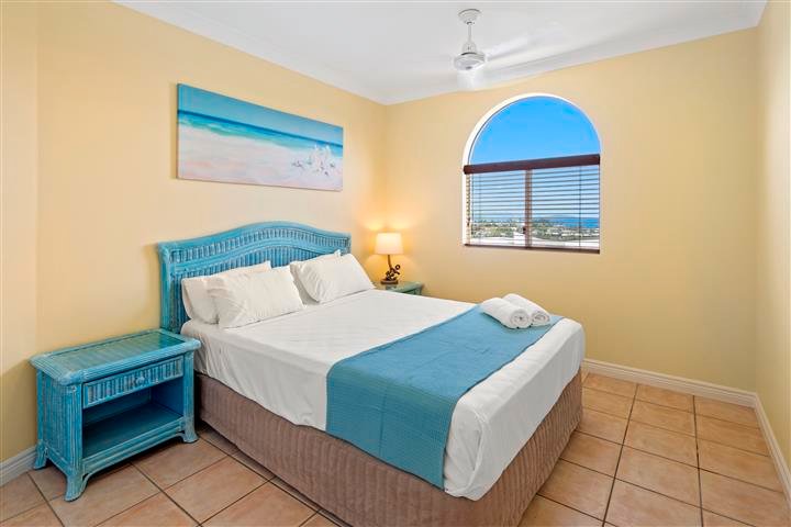 15/10 Golden Orchid Drive AIRLIE BEACH 8