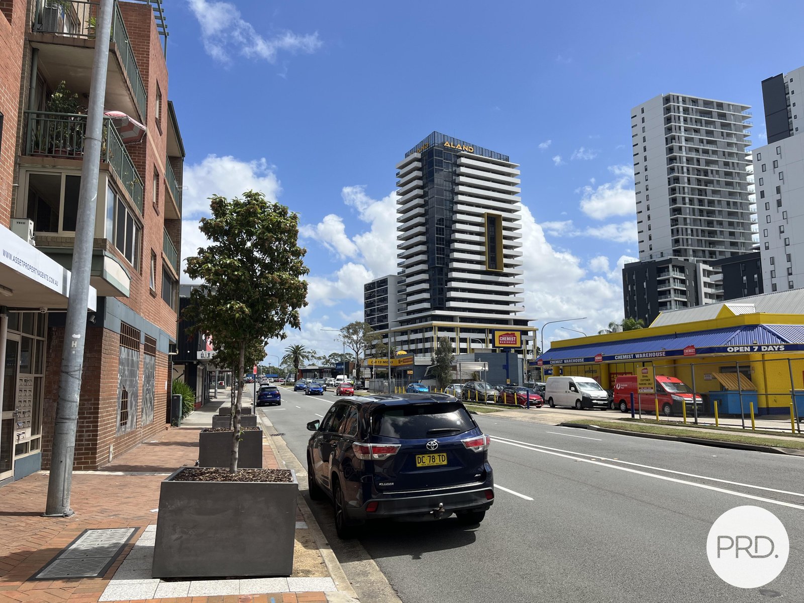 15/100 Terminus Street LIVERPOOL 2