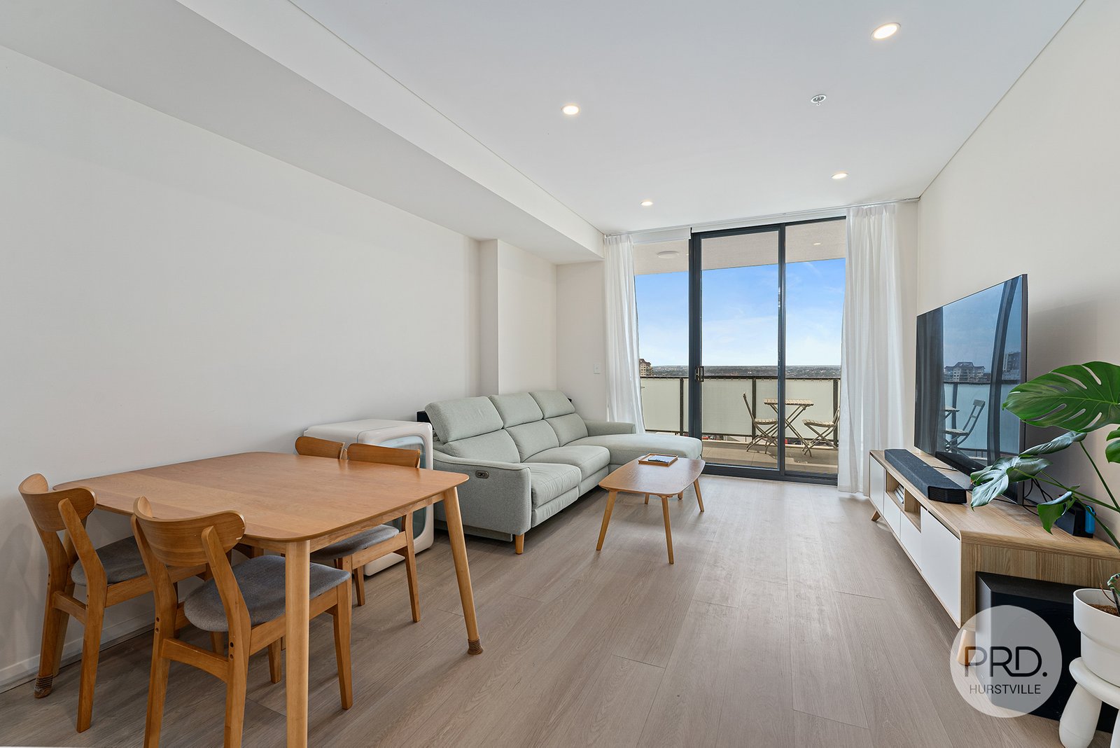 1511/1D Greenbank Street HURSTVILLE 2