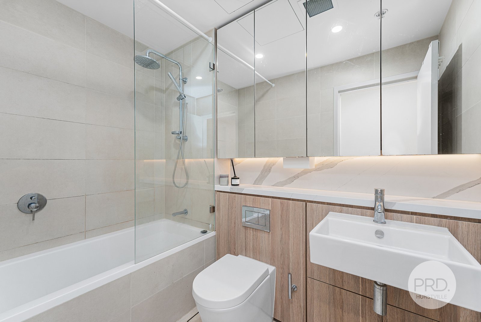 1511/1D Greenbank Street HURSTVILLE 4