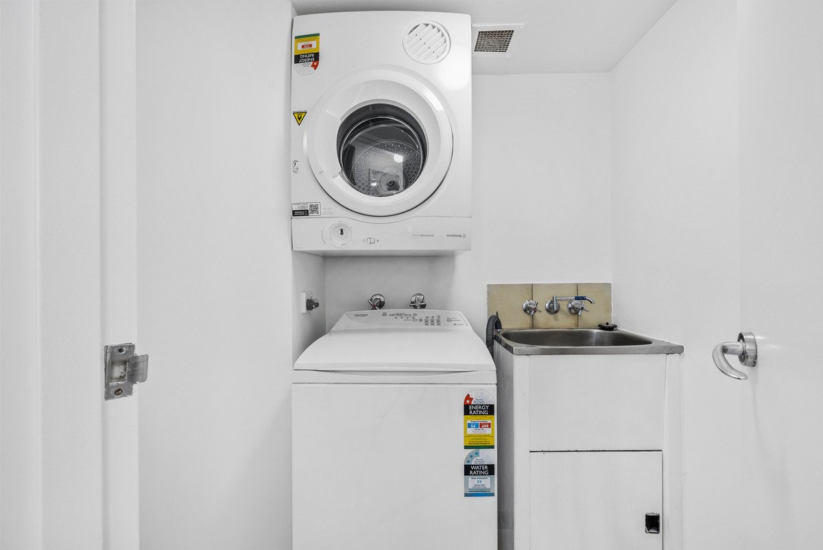 15/1187 Gold Coast Highway Palm Beach 11