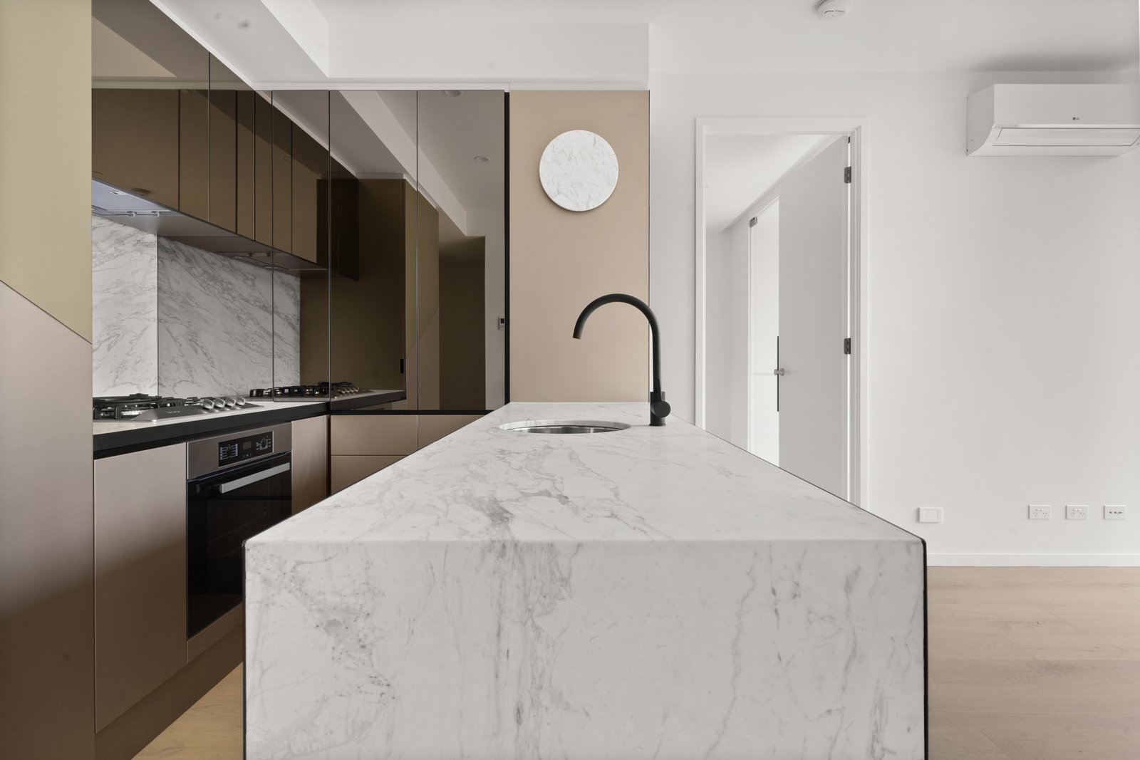 1512/138 Spencer Street MELBOURNE 2