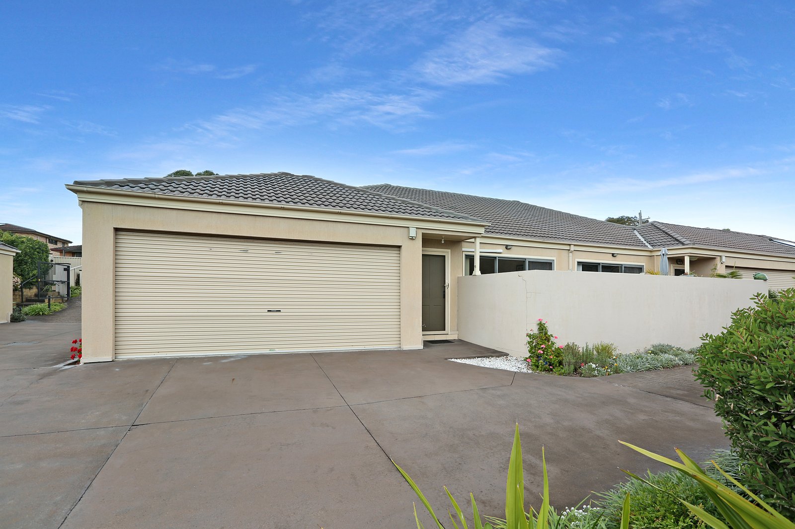 15/122-130 Bong Bong Road HORSLEY 1