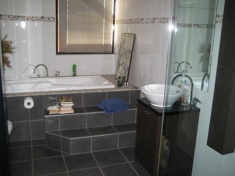 Gallery: 15/127-129 Anderson Street
