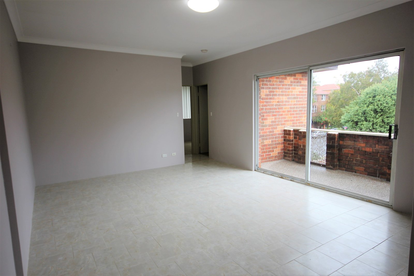 15/13-15 Eden Street ARNCLIFFE 3