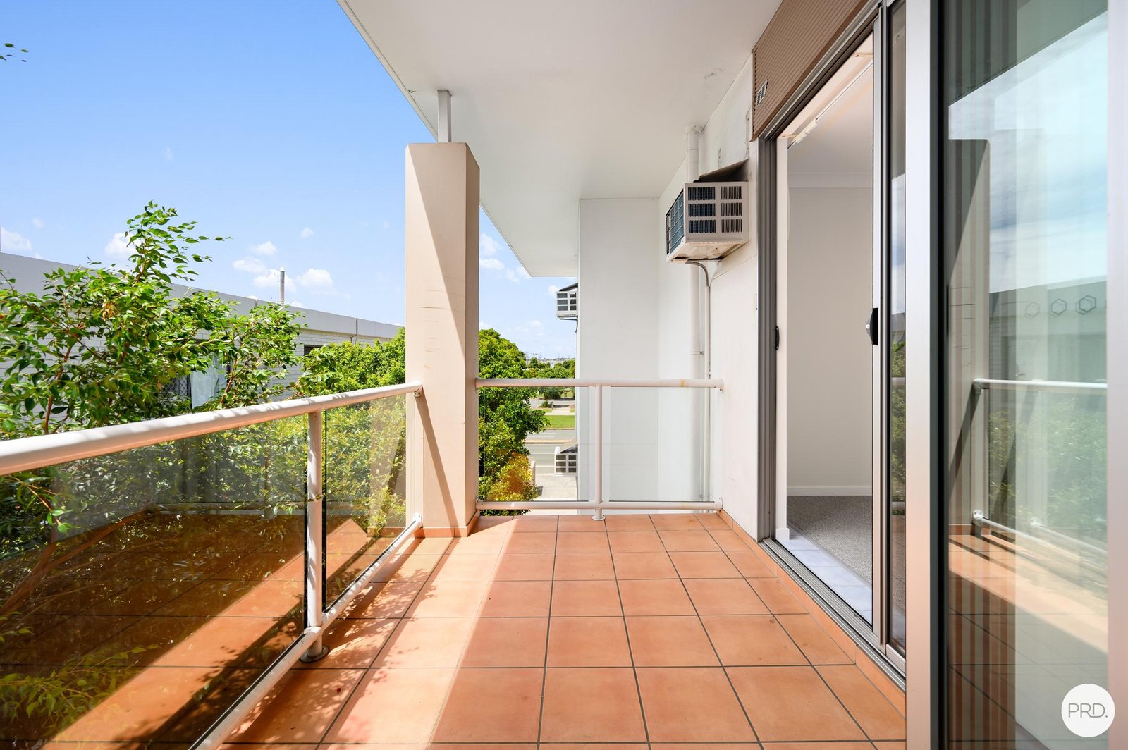 15/130 Marine Parade SOUTHPORT 3