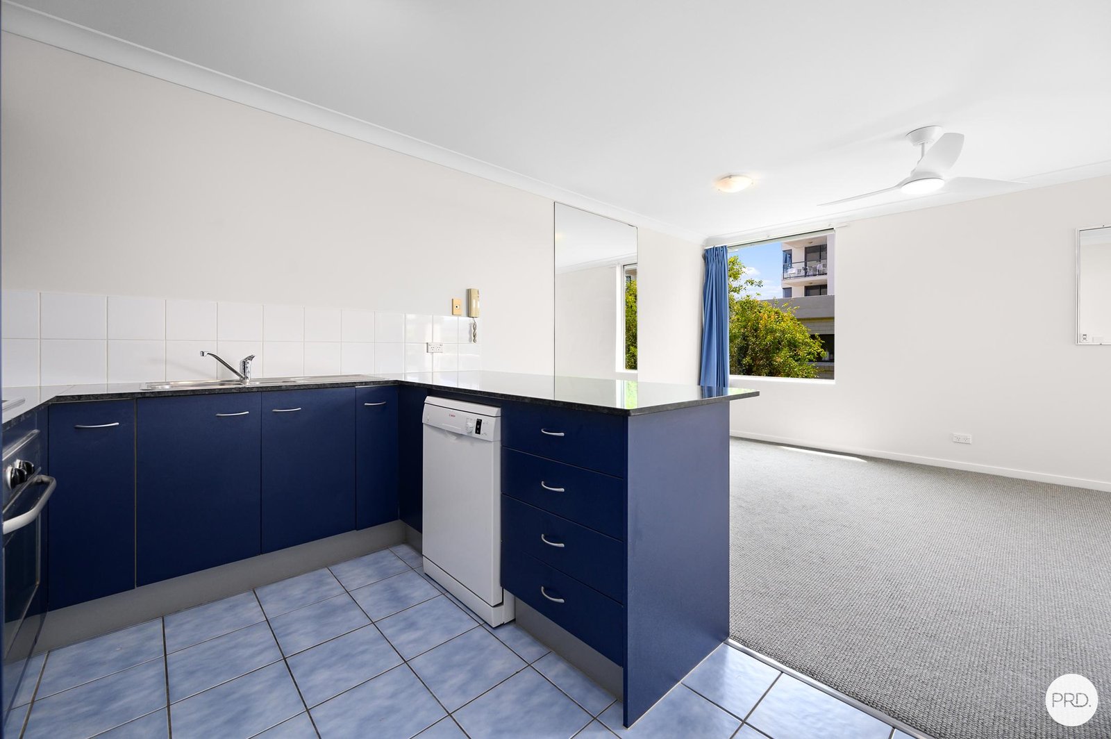 15/130 Marine Parade SOUTHPORT 10