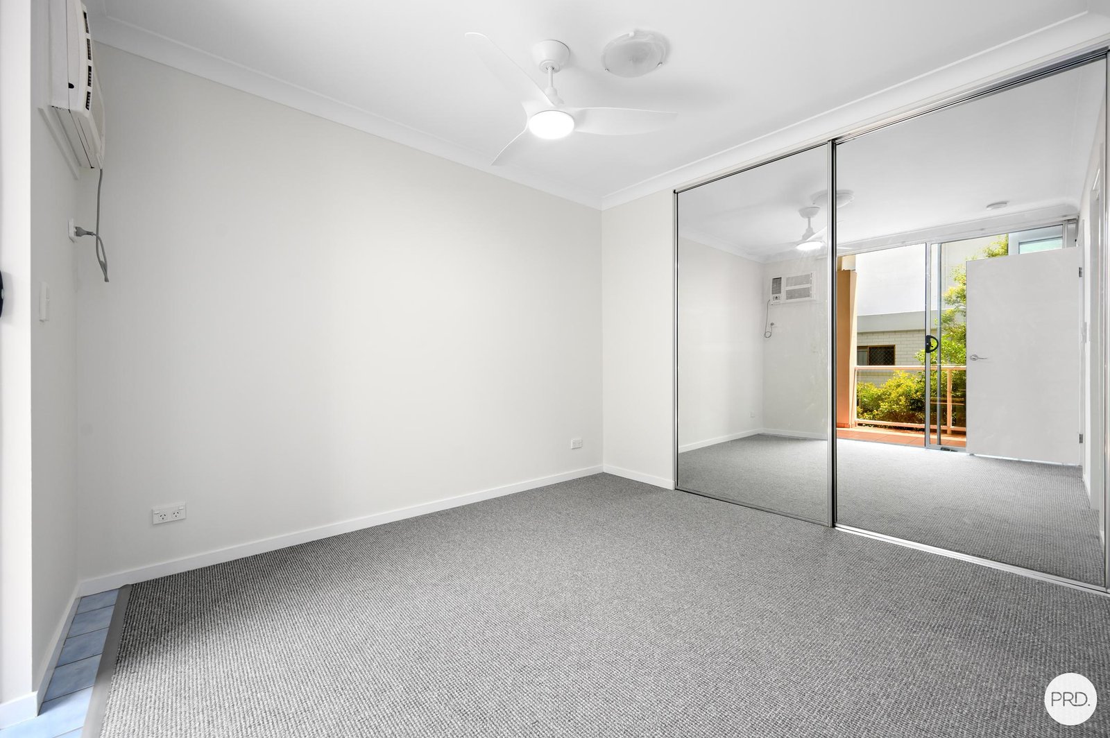 15/130 Marine Parade SOUTHPORT 4
