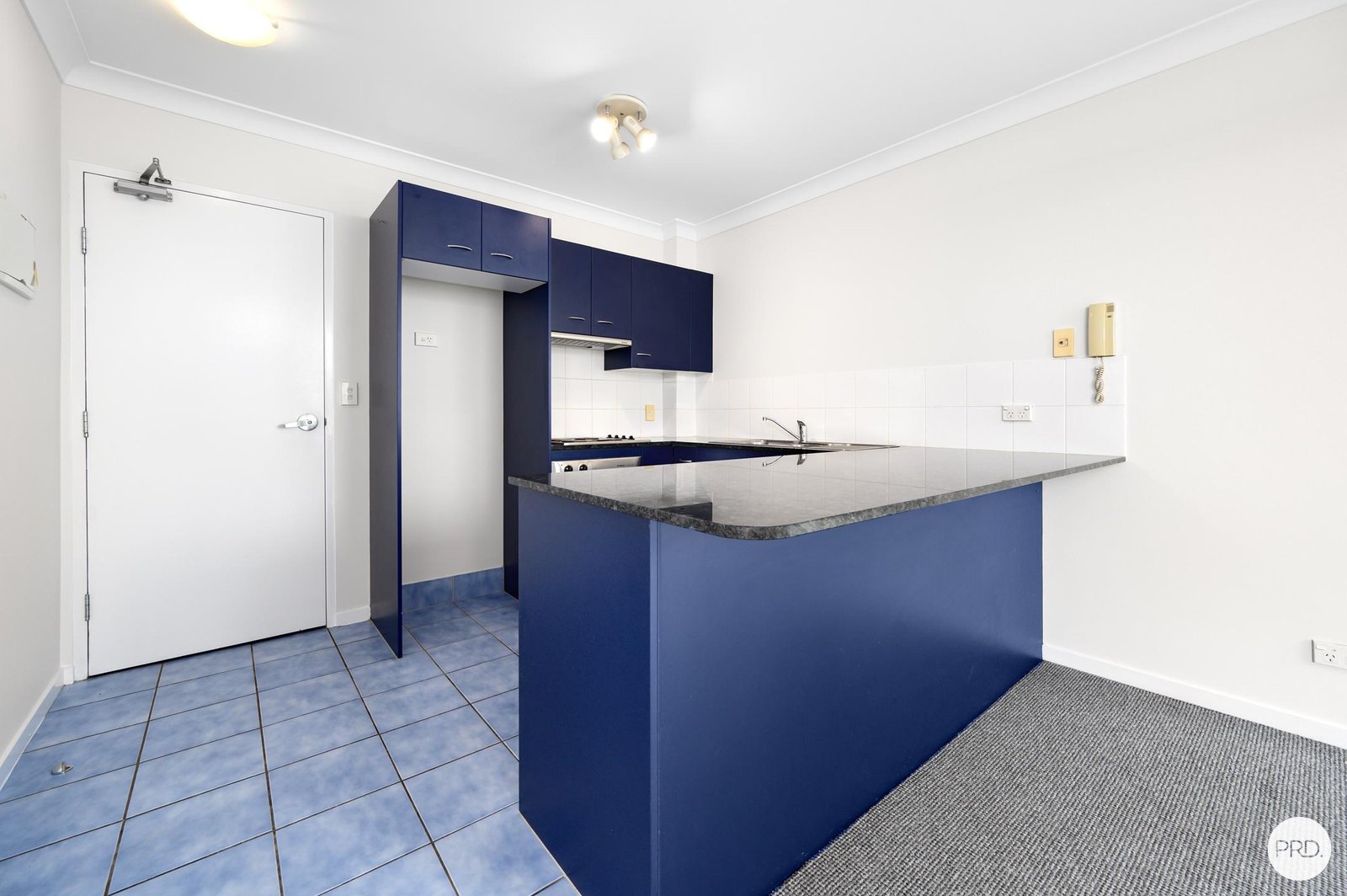15/130 Marine Parade SOUTHPORT 9