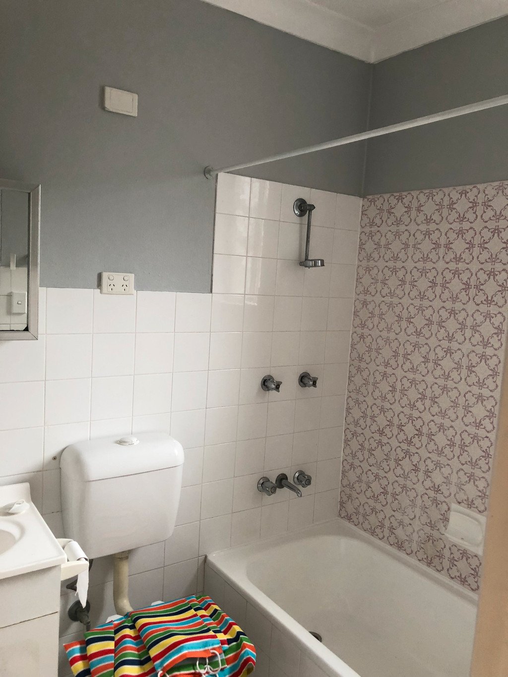 15/15 First Street KINGSWOOD 5