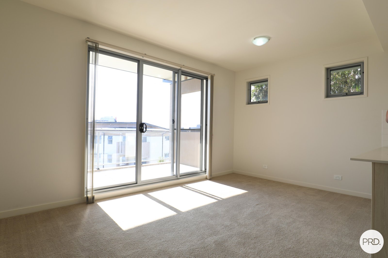 15/15 Mower Place PHILLIP 2