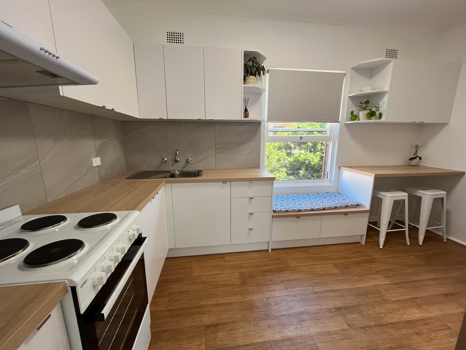 15/157-159 Russell Avenue DOLLS POINT 1