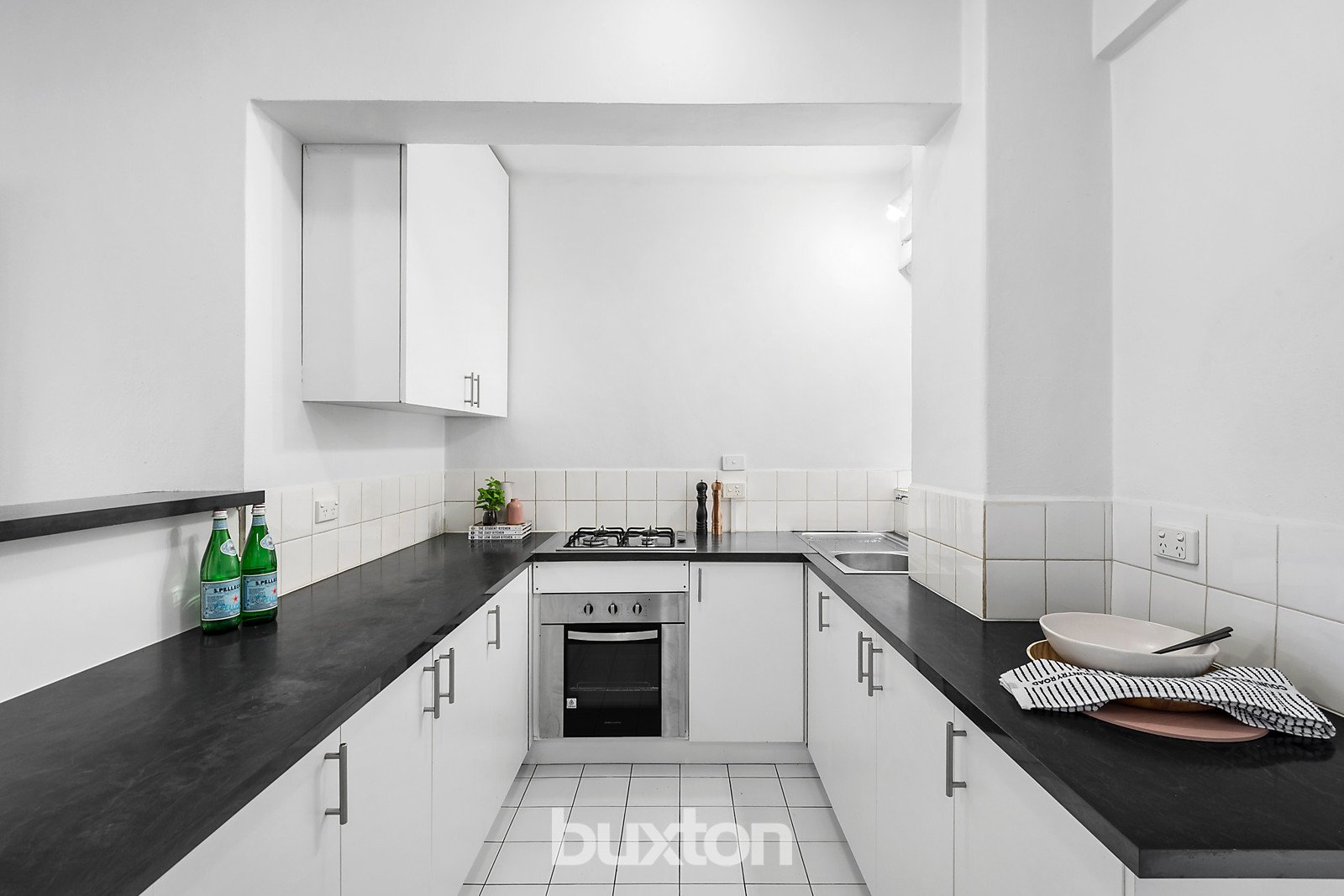 Gallery: 15/16a Chapel Street