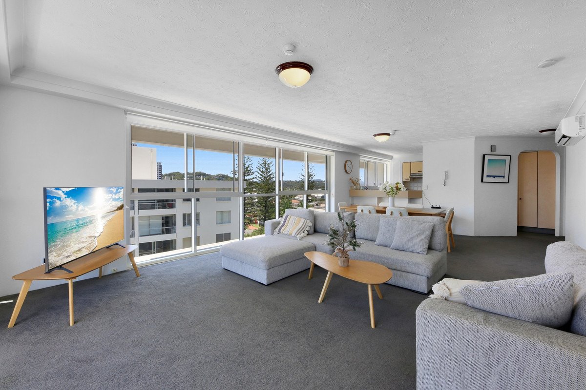 15/170-180 The Esplanade Burleigh Heads 4