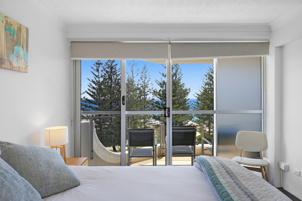 15/170-180 The Esplanade Burleigh Heads 10