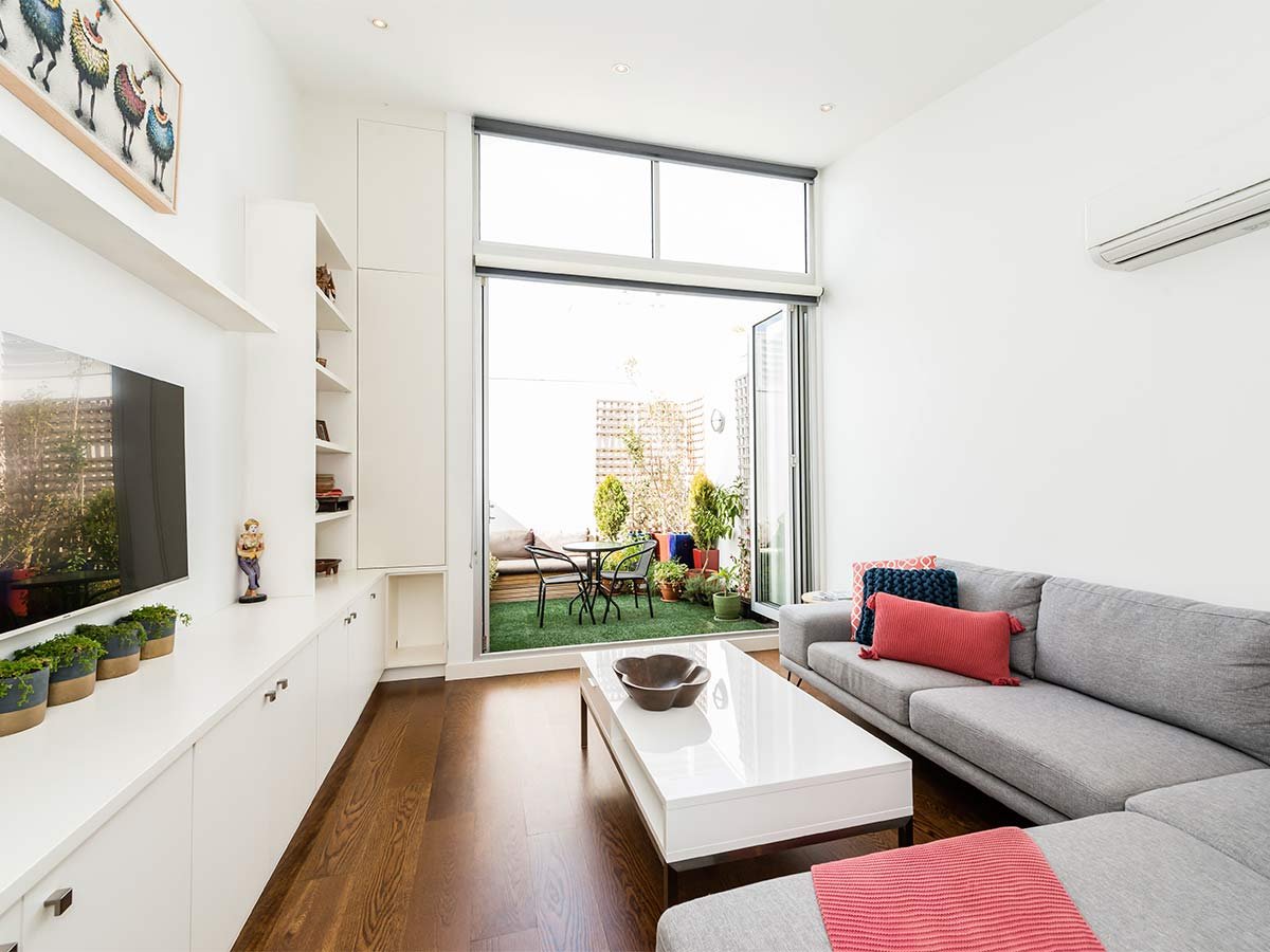 Gallery: 15/170 Beach Road