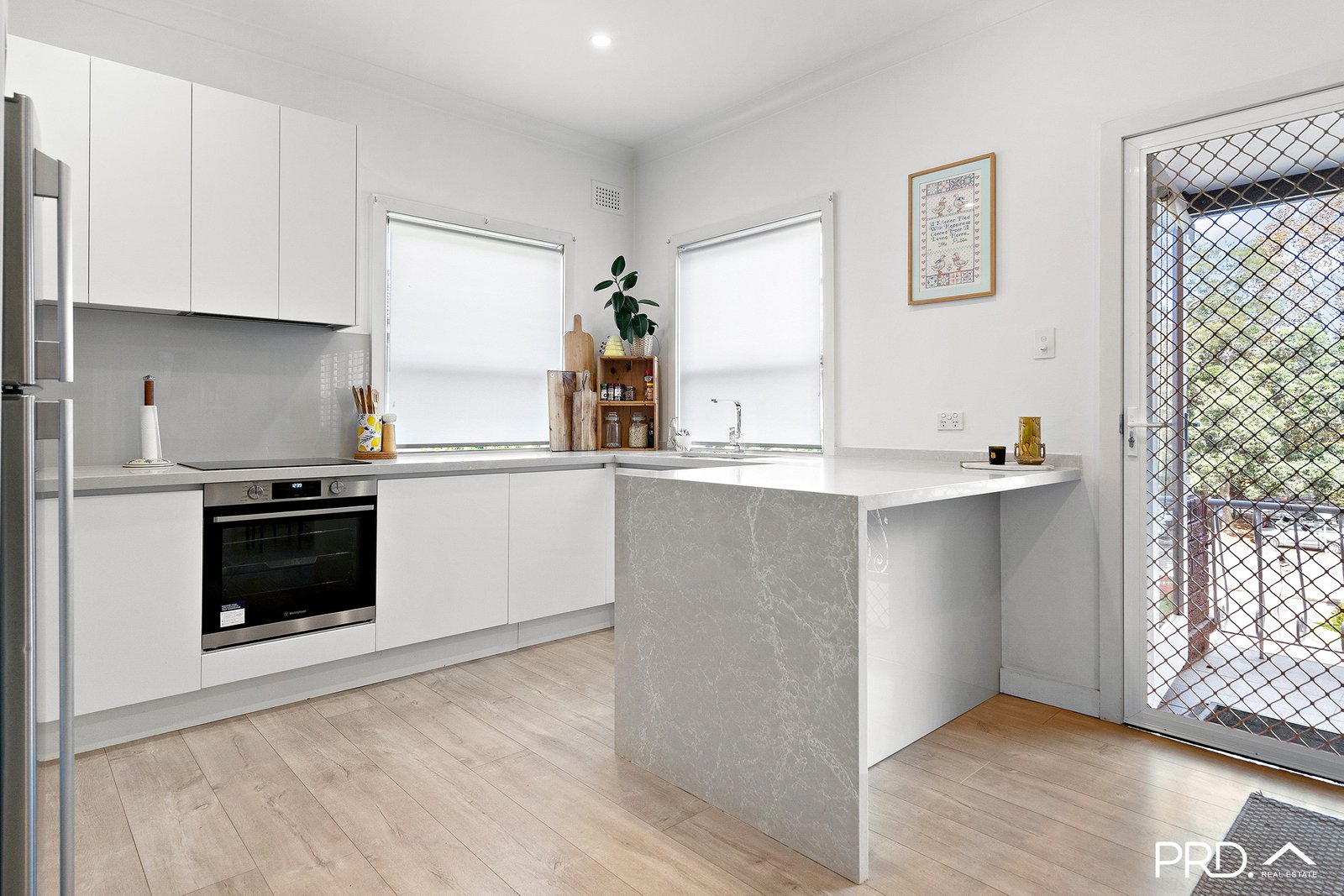 15/176-178 Russell Avenue DOLLS POINT 4