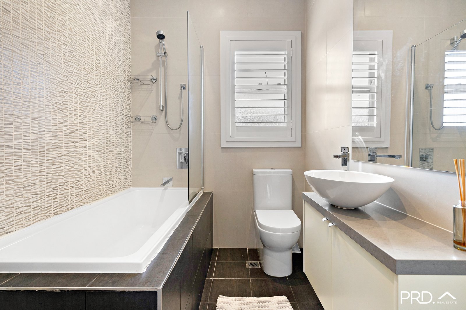 15/176-178 Russell Avenue DOLLS POINT 6