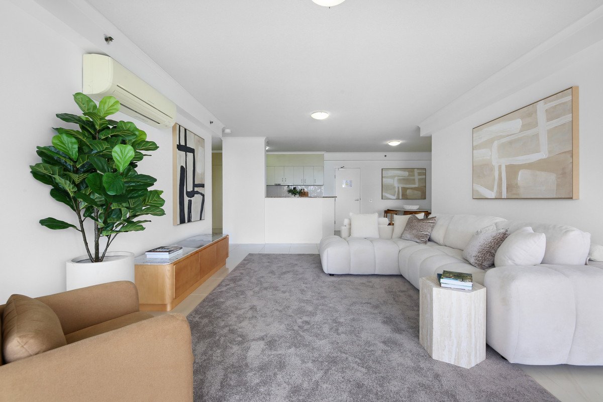 15/186 The Esplanade Burleigh Heads 5