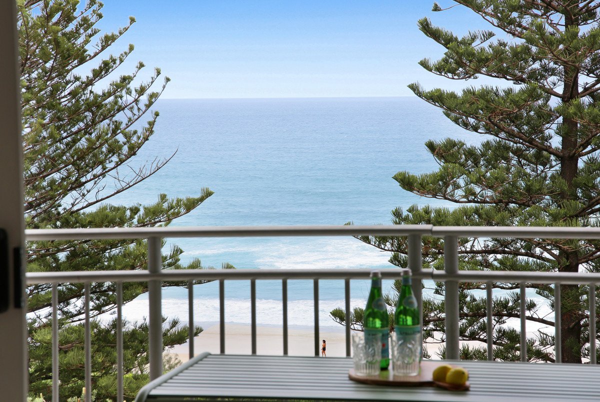 15/186 The Esplanade Burleigh Heads 8