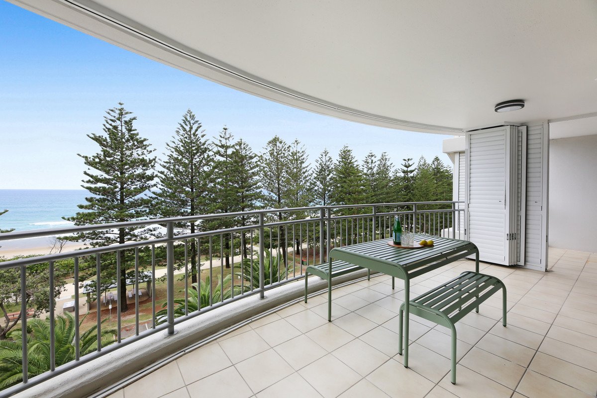 15/186 The Esplanade Burleigh Heads 9