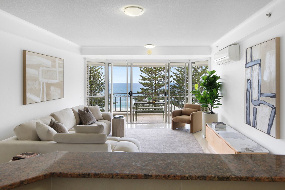 15/186 The Esplanade Burleigh Heads 11