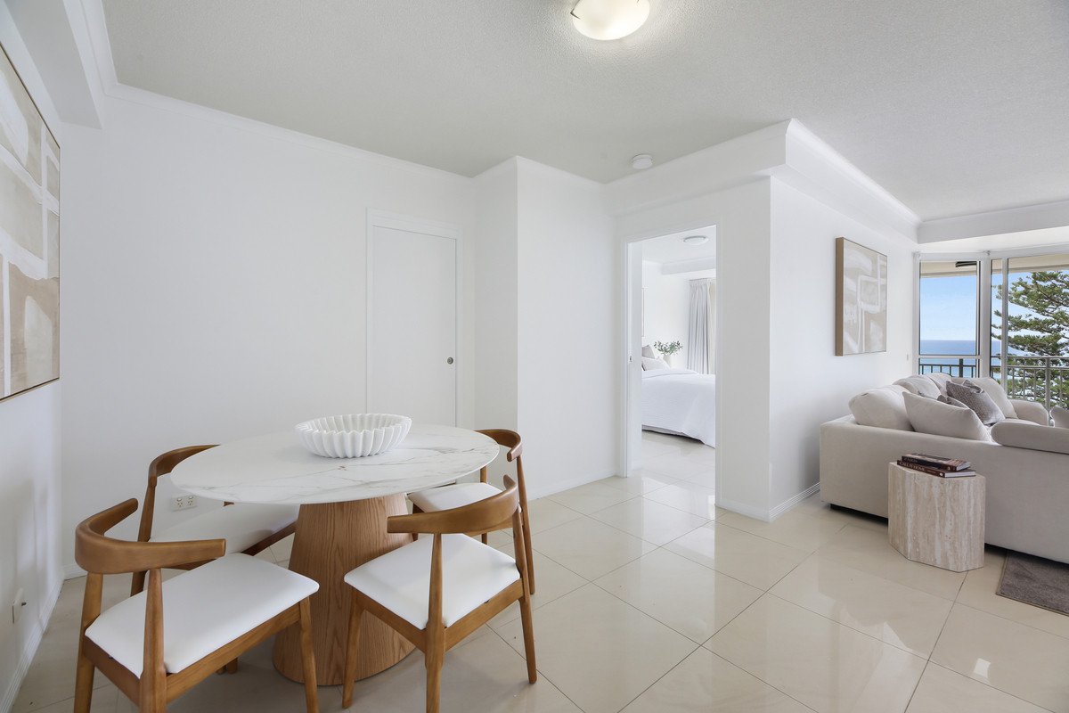 15/186 The Esplanade Burleigh Heads 14