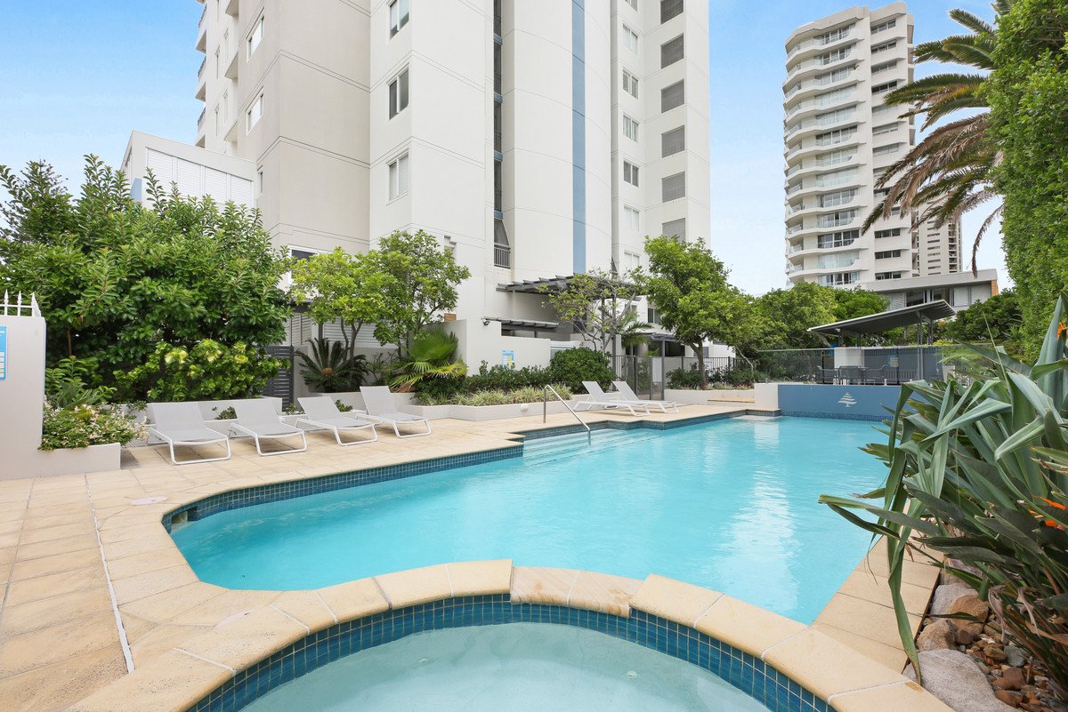 15/186 The Esplanade Burleigh Heads 23