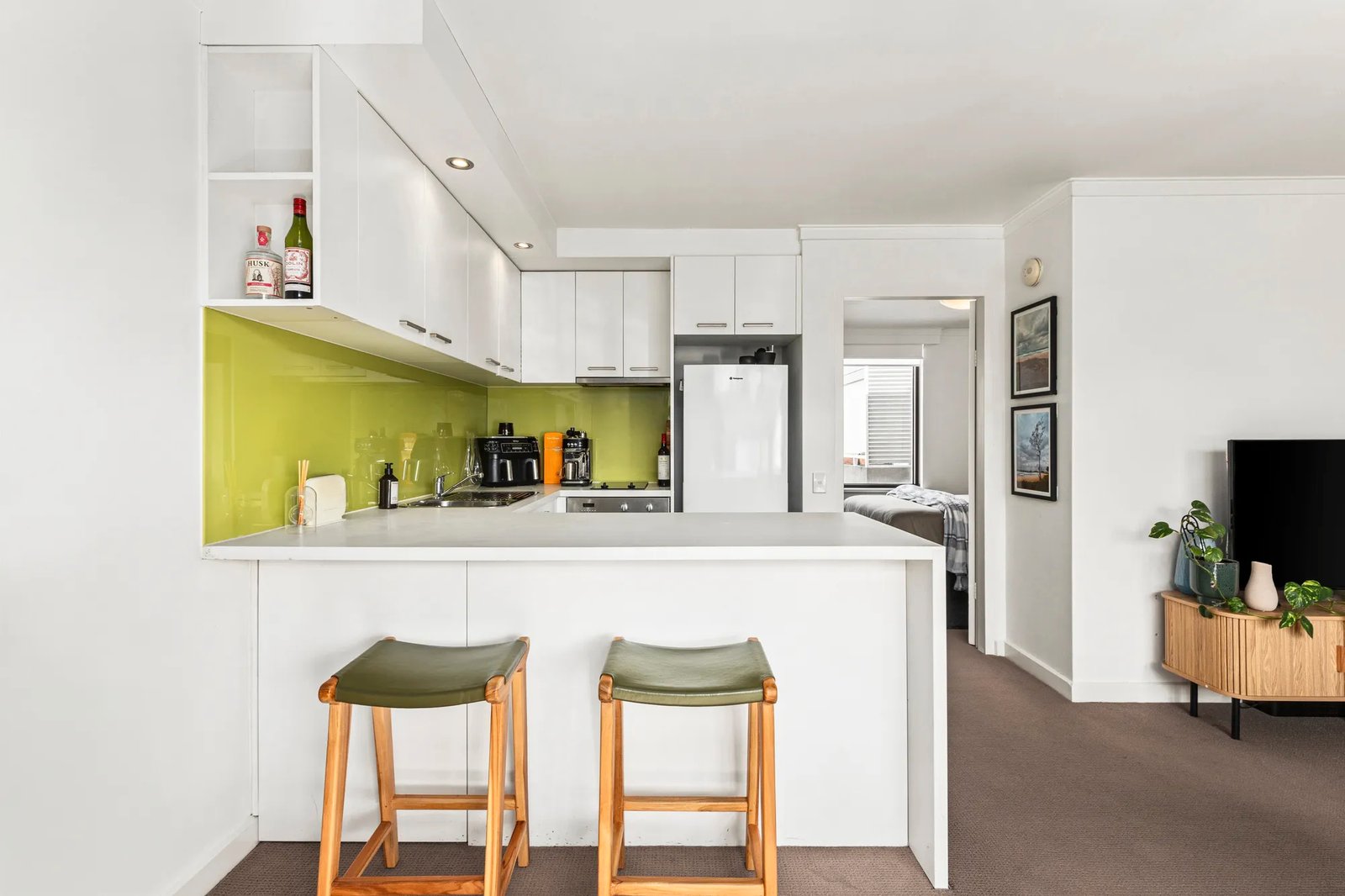 Gallery: 15/192 Cecil Street