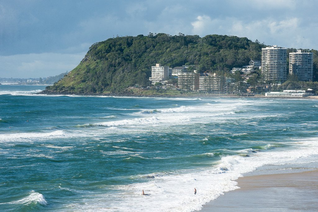 15/1921 Gold Coast Highway BURLEIGH HEADS 11