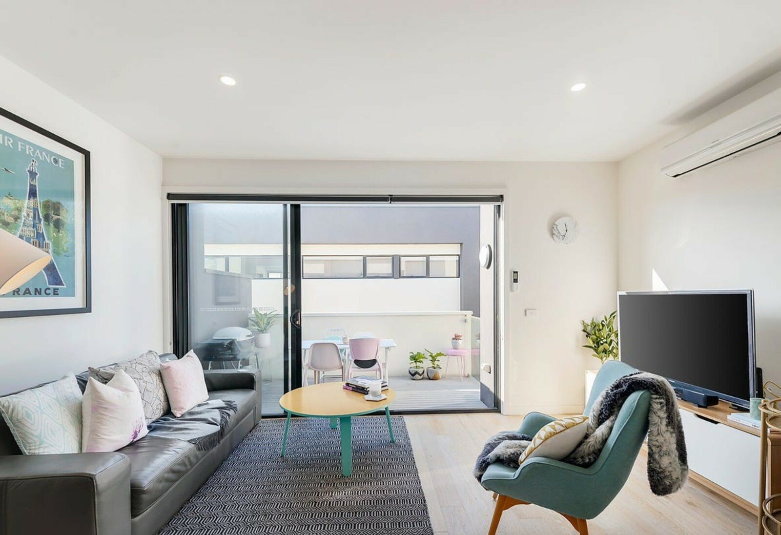 Gallery: 15/1a Fernhill Road
