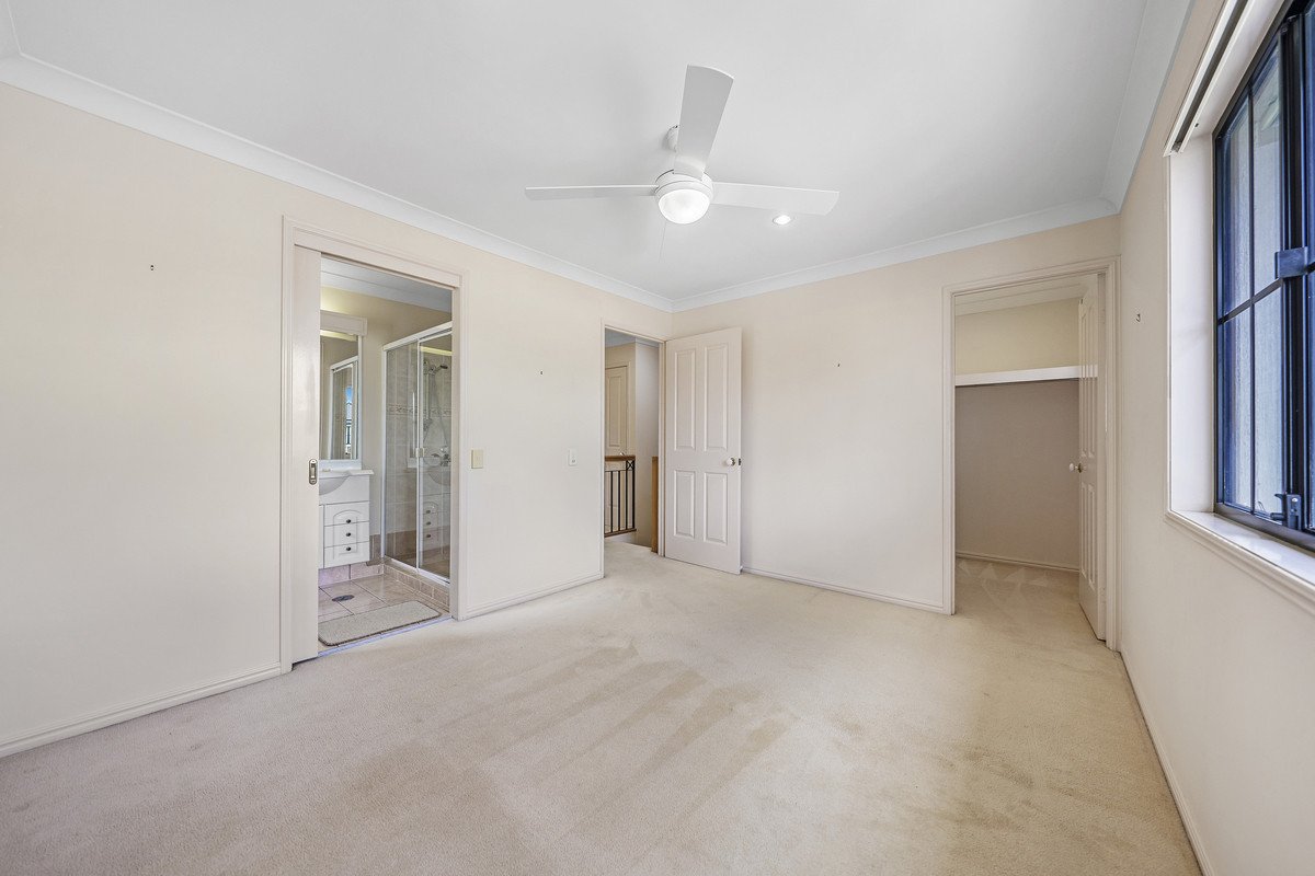15/2-18 Beachcomber Court Burleigh Waters 10