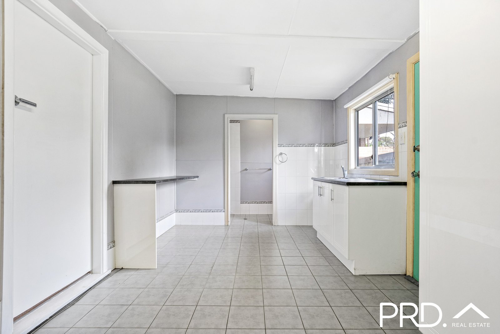 152 Ashford Avenue MILPERRA 6