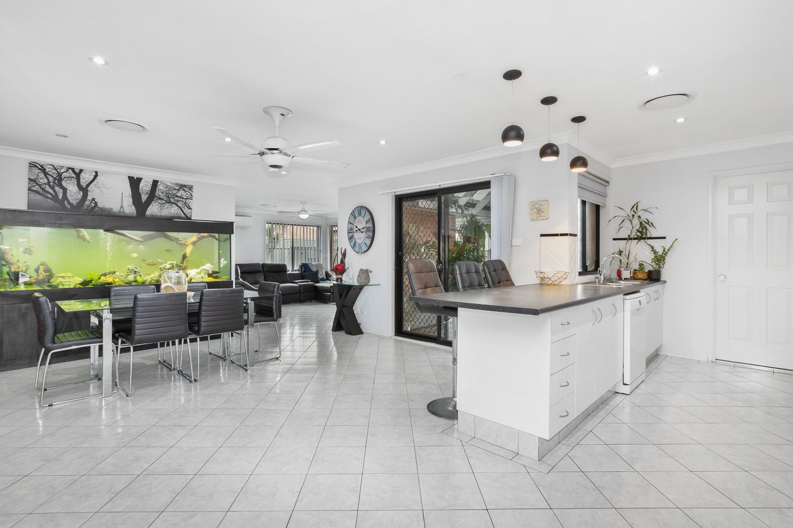 152 Avery Street ABERGLASSLYN 6