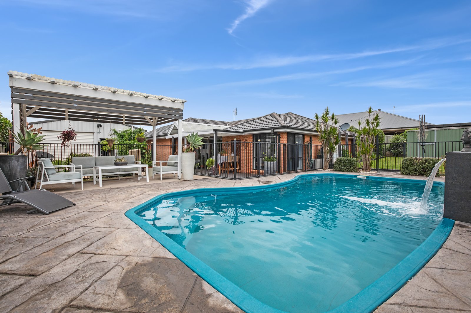 152 Avery Street ABERGLASSLYN 16