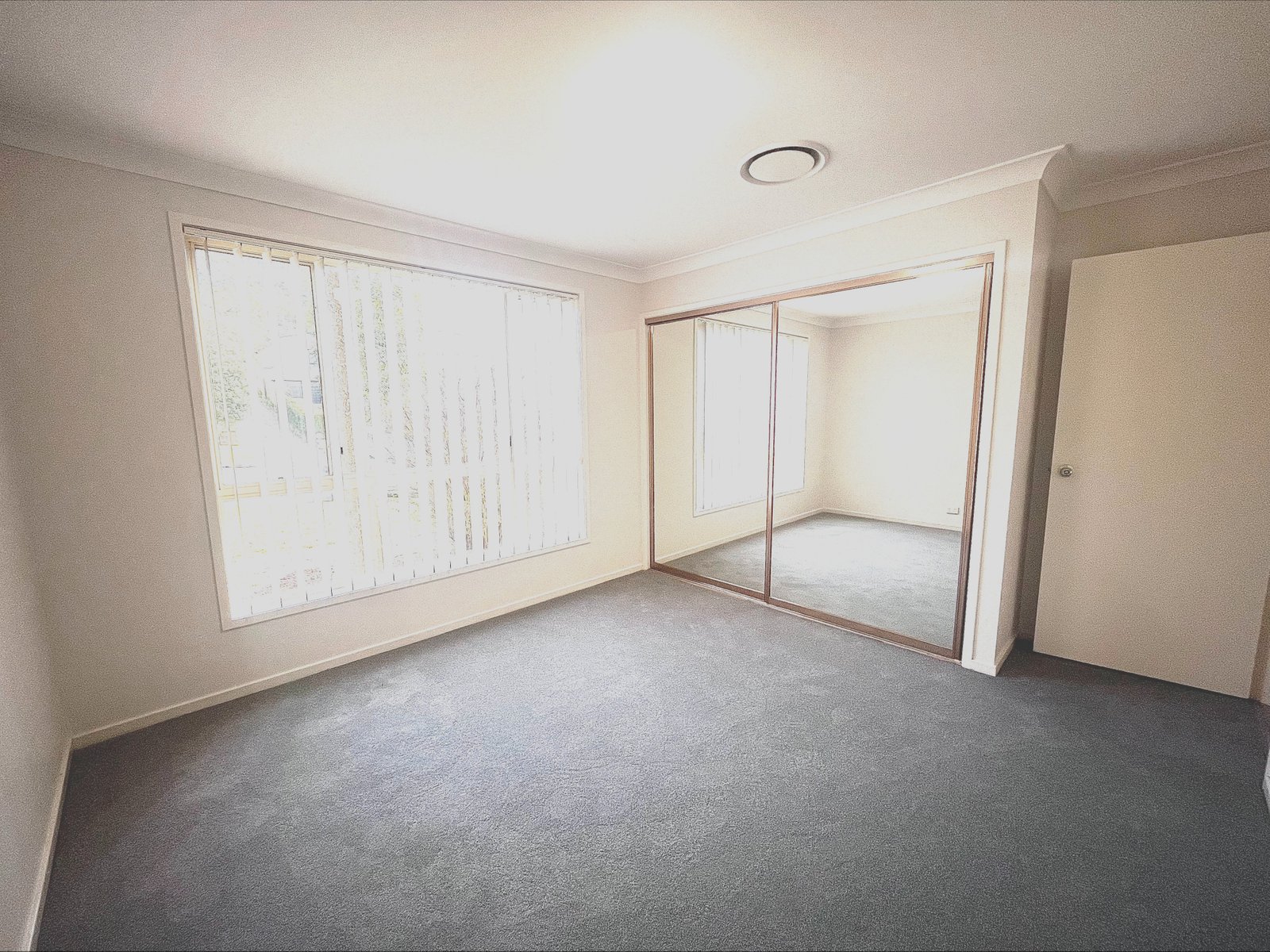 152 Bagnall Beach Rd  CORLETTE 9
