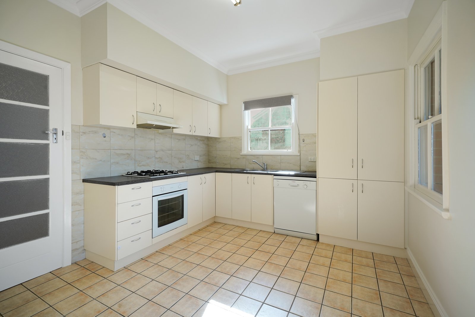 Gallery: 152 Boundary Road