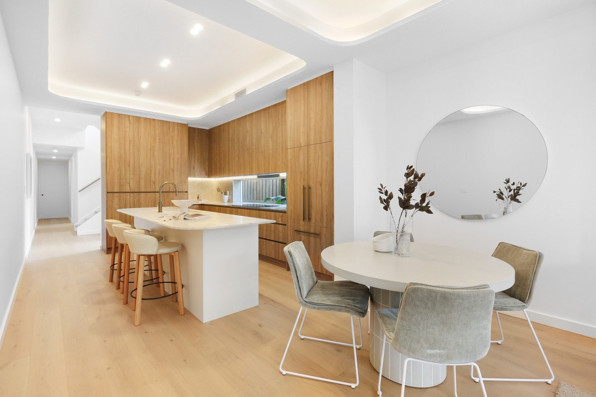 1/52 Chainey Avenue MIAMI 5