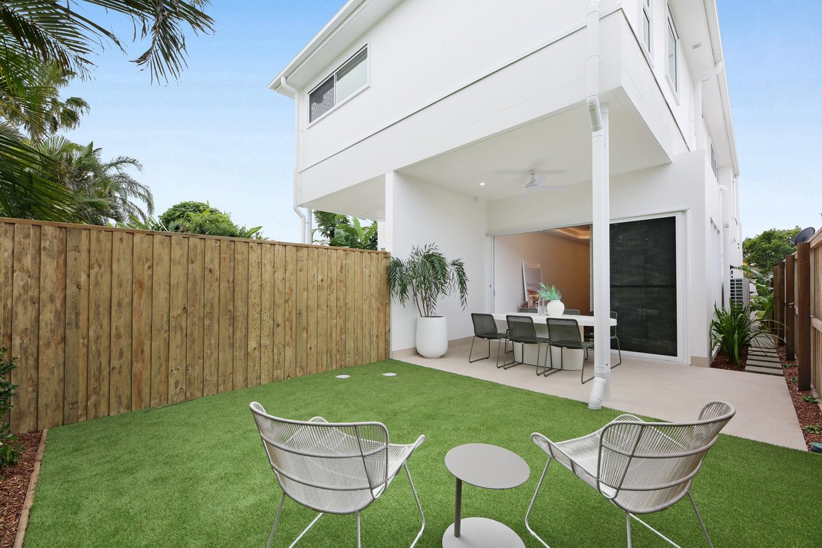 1/52 Chainey Avenue MIAMI 10