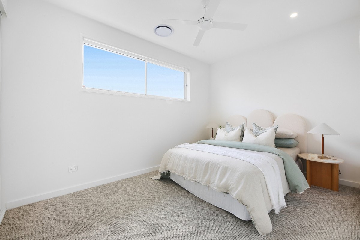 1/52 Chainey Avenue MIAMI 17