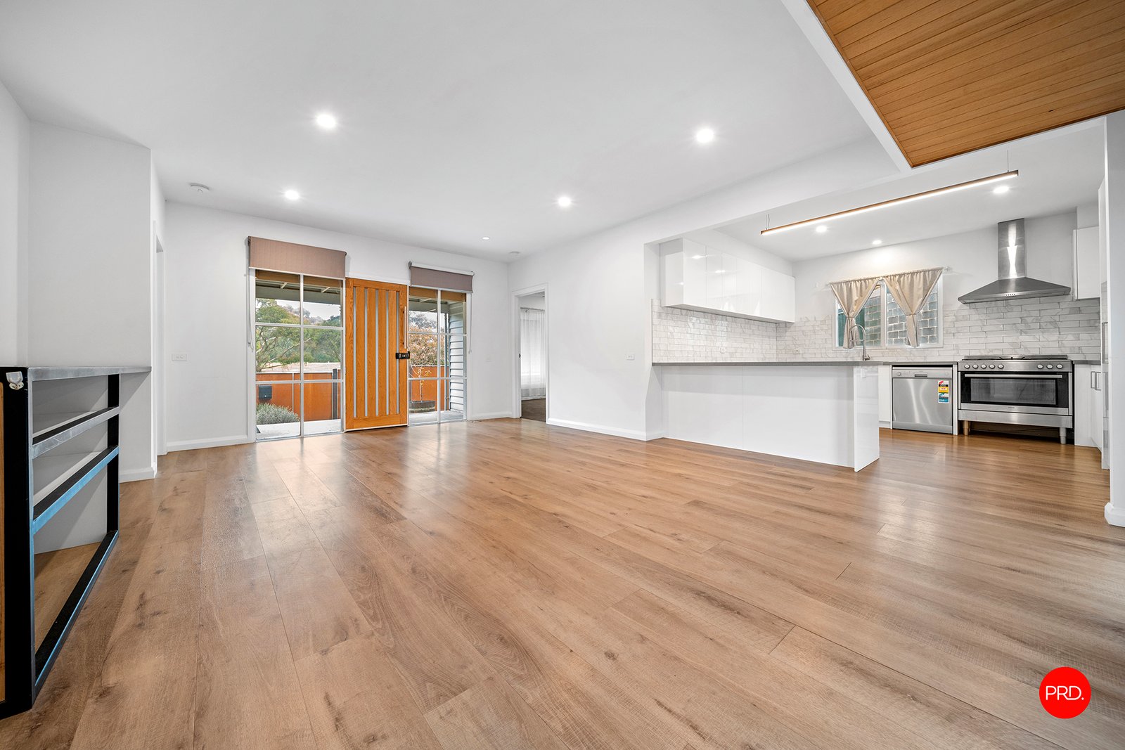 152 Gladstone Street QUARRY HILL 5